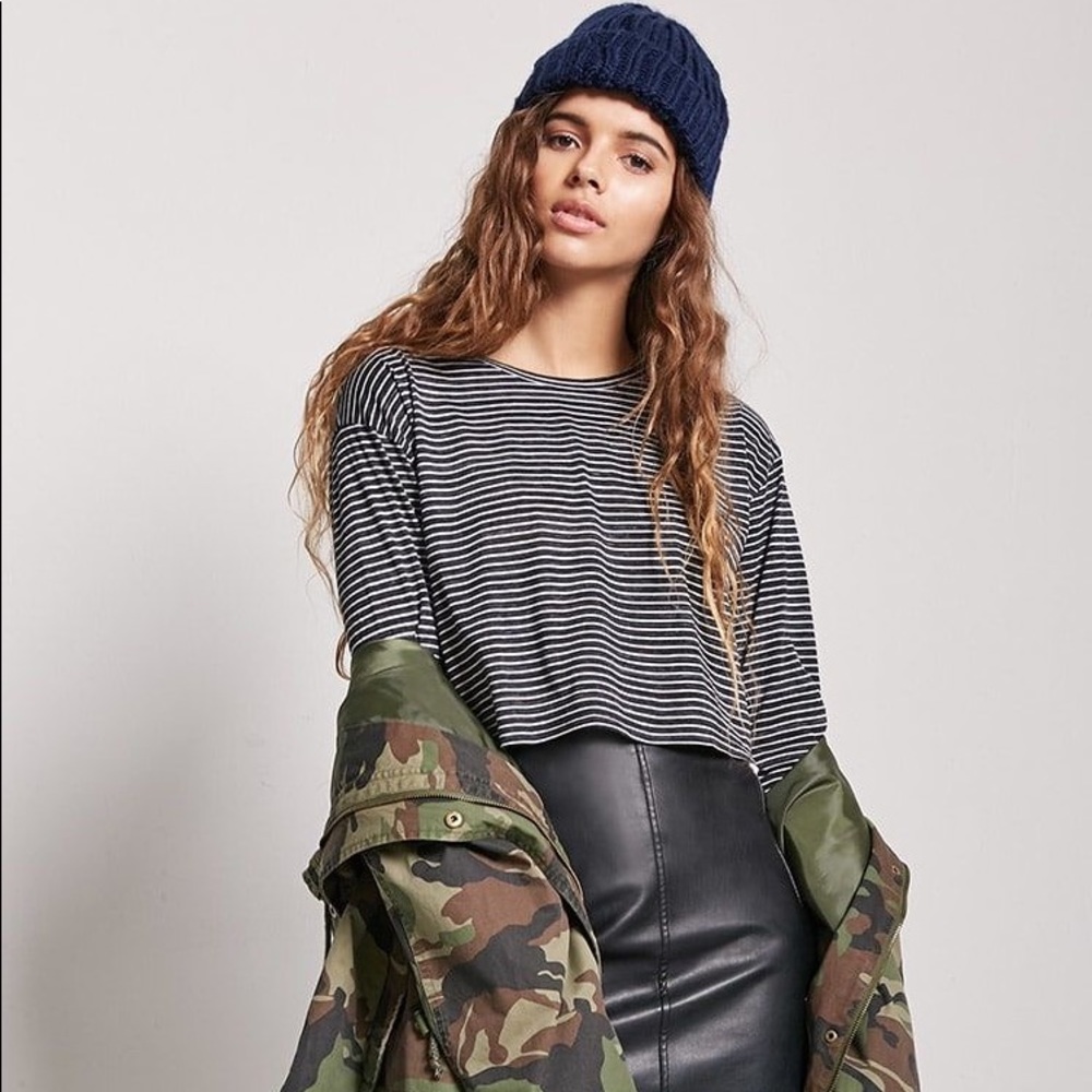 *SOLD* Striped boxy long sleeve shirt